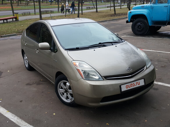 2006 Toyota Prius II (XW20), бежевый - вид 1