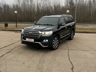 2015 Toyota Land Cruiser 200 Series Рестайлинг 2, чёрный, 4900000 рублей, вид 5