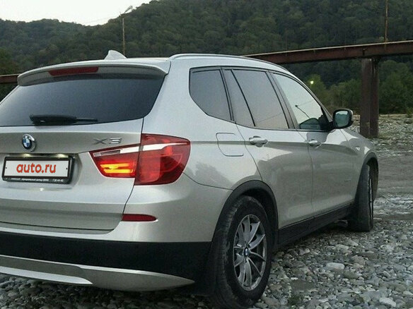 2011 BMW X3 20d xDrive II (F25), серебристый - вид 3
