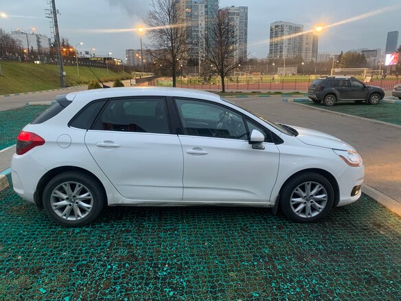 2012 Citroen C4 II, белый, 550000 рублей - вид 5