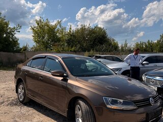 2012 Volkswagen Jetta VI, коричневый, 855000 рублей, вид 4