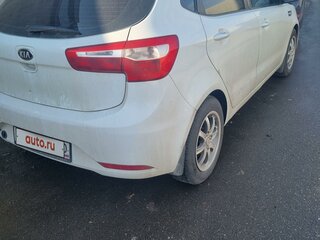 2014 Kia Rio III, белый, 680000 рублей, вид 2