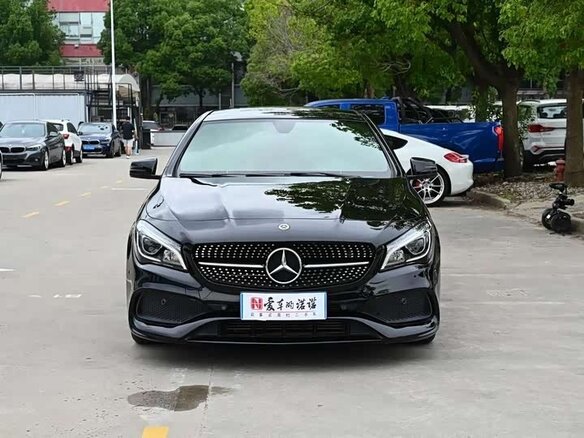 2019 Mercedes-Benz CLA 200 I (C117, X117) Рестайлинг, чёрный, 1520000 рублей - вид 1