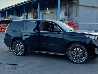 2016 Cadillac Escalade IV, чёрный, 3200000 рублей, вид 1