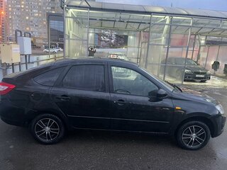 2016 Lada (ВАЗ) Granta I, чёрный, 470000 рублей, вид 3