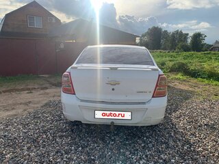 2013 Chevrolet Cobalt II, белый, 350000 рублей, вид 4