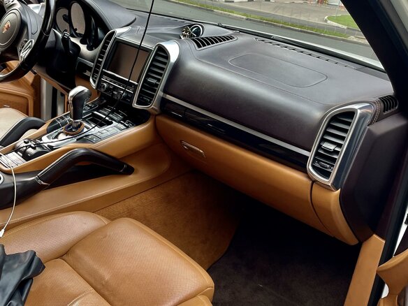 2012 Porsche Cayenne Diesel II (958), белый, 2800000 рублей - вид 4