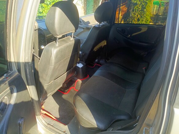 2011 Chevrolet Niva I Рестайлинг, серый, 539000 рублей - вид 17
