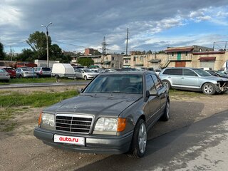 1994 Mercedes-Benz E-Класс 200 I (W124), серый, 700000 рублей, вид 1
