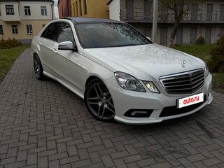 2011 Mercedes-Benz E-Класс 300 IV (W212, S212, C207), белый, 1499999 рублей, вид 1