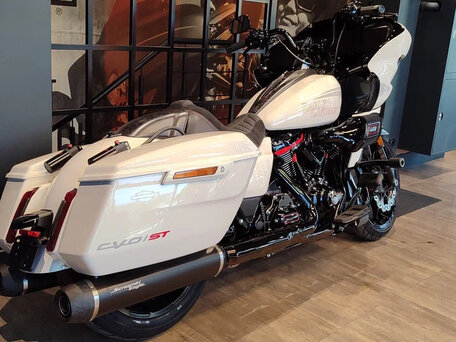 2024 Harley-Davidson CVO Road Glide ST, белый, 5250000 рублей, вид 5