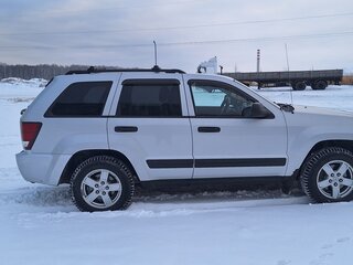 2004 Jeep Grand Cherokee III (WK), серебристый, 990000 рублей, вид 3