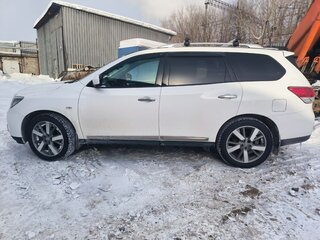 2015 Nissan Pathfinder IV, белый, 1930000 рублей, вид 5