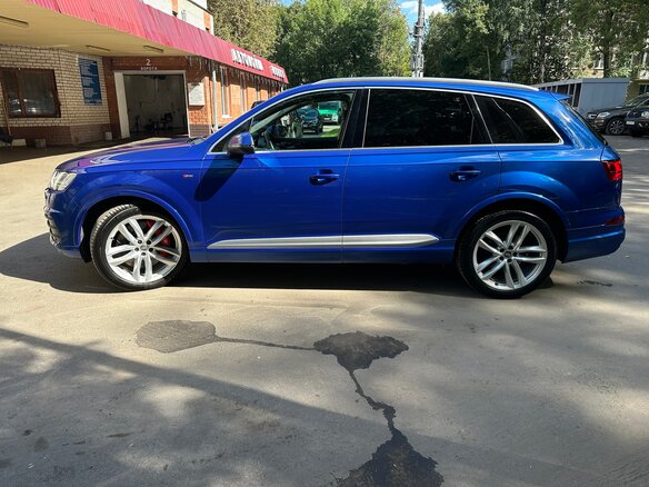 2016 Audi Q7 II (4M), синий, 4350000 рублей - вид 9