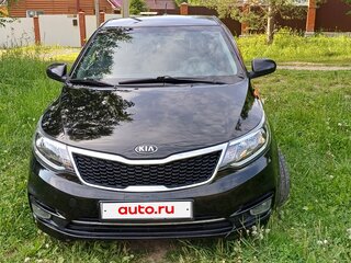 2017 Kia Rio III Рестайлинг, чёрный, 900000 рублей, вид 1