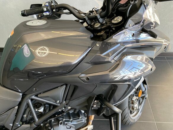 2025 Benelli TRK 502, серый, 569000 рублей - вид 7