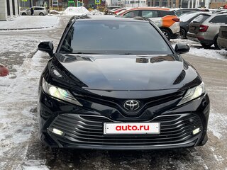 2019 Toyota Camry VIII (XV70), чёрный, 2450000 рублей, вид 3