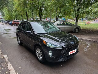 2020 Ford Escape IV, чёрный, 2100000 рублей, вид 3