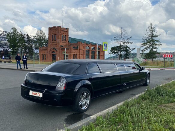 2005 Chrysler 300C I, чёрный, 1750000 рублей