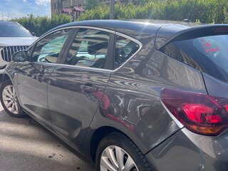 2012 Opel Astra J, серый, 970000 рублей, вид 4