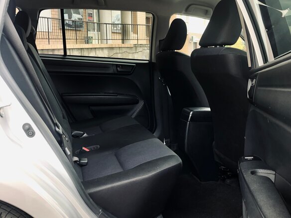 2017 Toyota Corolla Fielder XI (E160, E170) Рестайлинг 2, серебристый, 1280000 рублей - вид 21