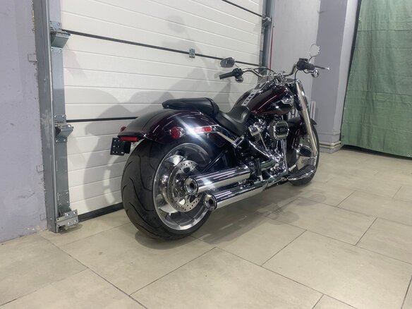 2022 Harley-Davidson Fat Boy, пурпурный, 2100000 рублей - вид 5