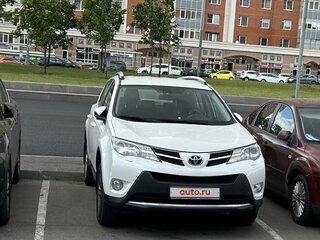 2014 Toyota RAV4 IV (XA40), белый, 2350000 рублей, вид 1