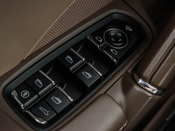 2013 Porsche Cayenne S Diesel II (958), чёрный, 4900000 рублей - вид 20