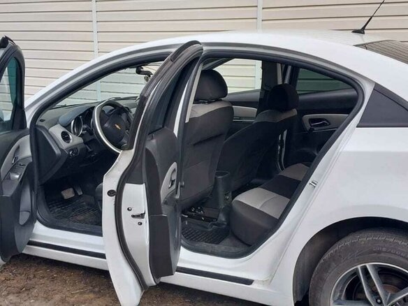 2012 Chevrolet Cruze I, белый, 700000 рублей - вид 10