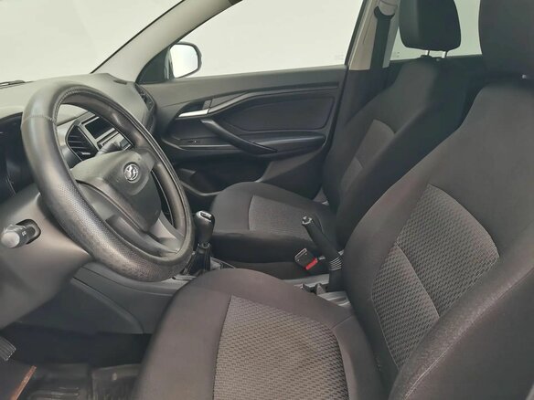 2016 Lada (ВАЗ) Vesta I, белый, 630000 рублей - вид 13