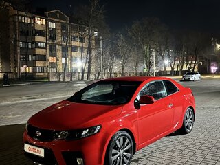 2010 Kia Cerato Koup II, красный, 890000 рублей, вид 2