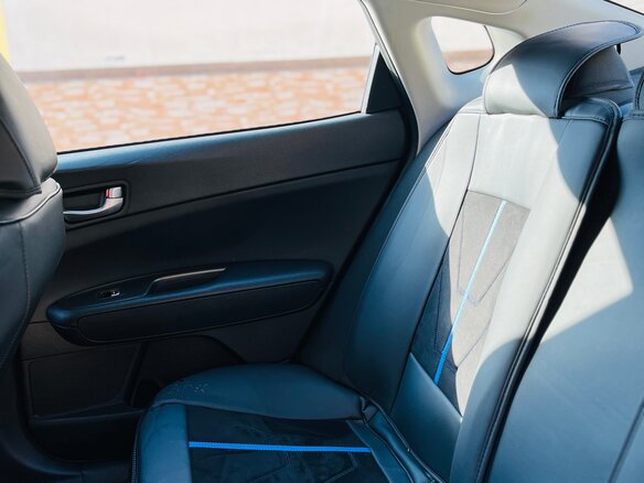 2019 Kia Optima IV Рестайлинг, синий, 2100000 рублей - вид 7