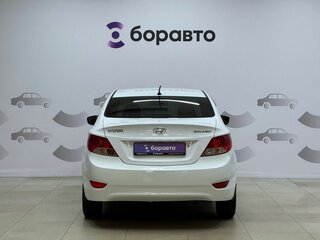2014 Hyundai Solaris I, белый, 880000 рублей, вид 5