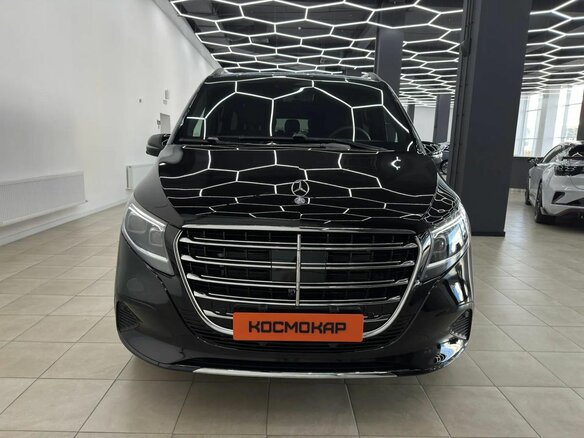 2026 Mercedes-Benz V-Класс Extra Long 300 d экстра длинный III (W447) Рестайлинг 2, чёрный, 13990000 рублей - вид 1