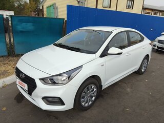 2019 Hyundai Solaris II, белый, 1900000 рублей, вид 1
