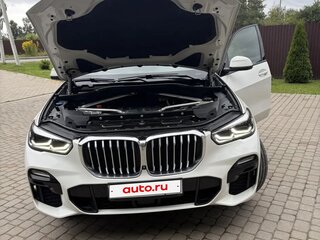 2019 BMW X5 30d IV (G05/G18), белый, 5500000 рублей, вид 2