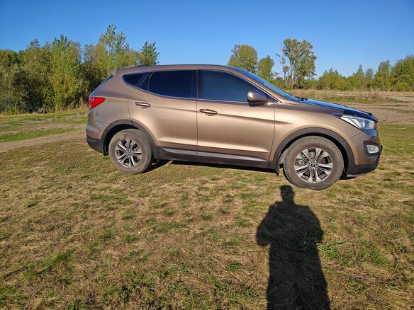 2012 Hyundai Santa Fe III, золотистый, 1600000 рублей - вид 18
