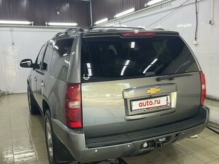 2008 Chevrolet Tahoe III, серый, 2000000 рублей, вид 1