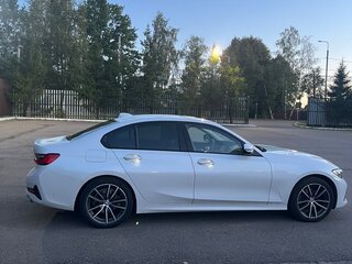 2021 BMW 3 серии 320i VII (G2x), белый, 3790000 рублей, вид 4