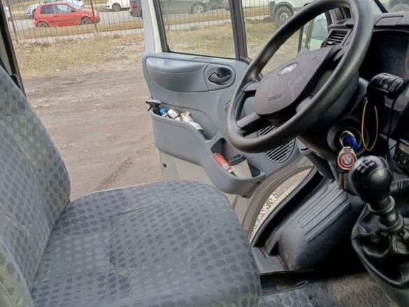 2013 Ford Transit, серебристый, 1250000 рублей - вид 10