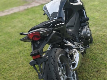 2011 Honda VFR 1200, чёрный, 700000 рублей, вид 5