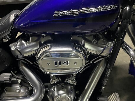 2019 Harley-Davidson Fat Boy, синий, 2150000 рублей, вид 4