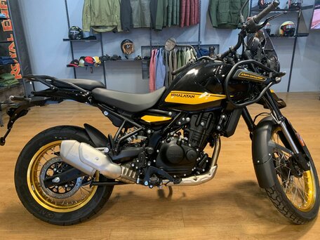 2025 Royal Enfield Himalayan, чёрный, 662000 рублей, вид 1