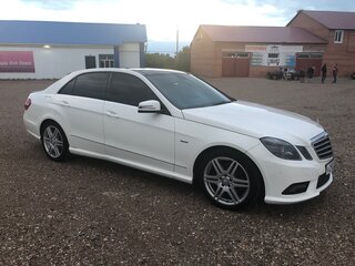 2010 Mercedes-Benz E-Класс 200 5G-Tronic IV (W212, S212, C207), белый, 1700000 рублей, вид 2