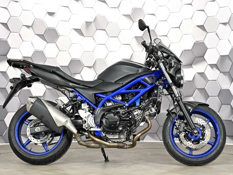 2021 Suzuki SV 650, серый, 615000 рублей, вид 3