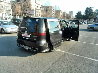 2009 Honda Elysion I Рестайлинг, чёрный, 1500000 рублей, вид 4