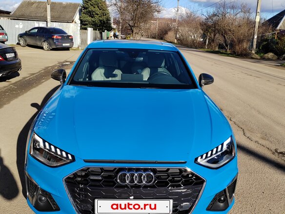 2020 Audi A4 45 TFSI V (B9) Рестайлинг, голубой, 3500000 рублей - вид 1