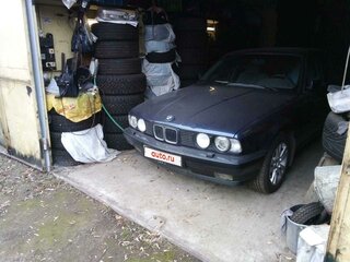 1992 BMW 5 серии 520i III (E34), синий, 1700000 рублей, вид 2