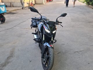 2023 Bajaj Pulsar N250, чёрный, 220000 рублей, вид 3