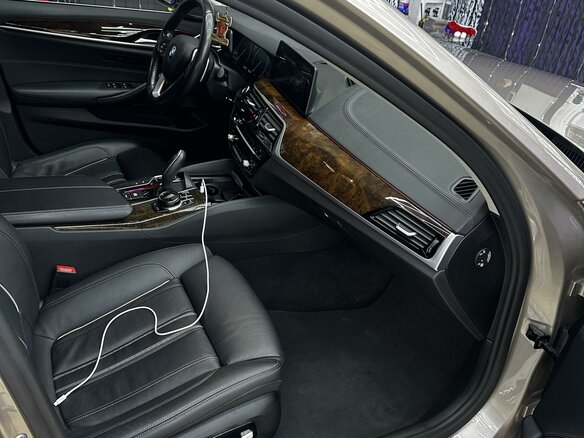 2019 BMW 5 серии 520d VII (G30/G31/G38), серый, 4200000 рублей - вид 6